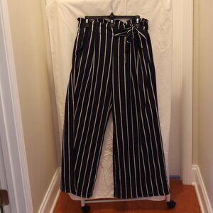 Breeze Ever Wide Leg Pant Size Large Blue / White Slip on Elastic Waist Pockets
